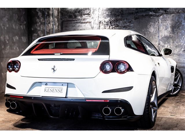 FERRARI GTC4 LUSSO T 2020 Image 31