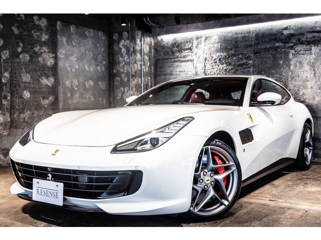 FERRARI GTC4 LUSSO T 2020 Image 31