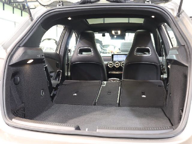 MERCEDES BENZ A CLAS 2019 Image 31