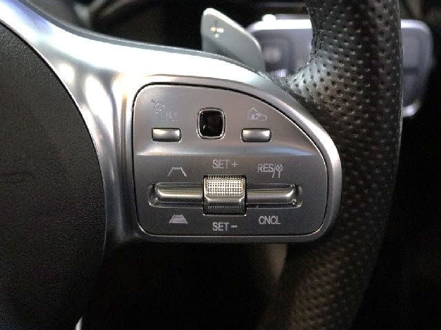 MERCEDES BENZ A CLAS 2019 Image 31