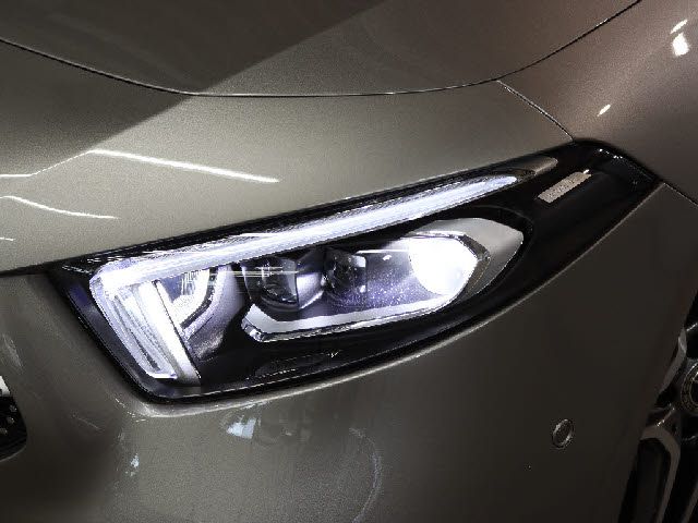 MERCEDES BENZ A CLAS 2019 Image 31