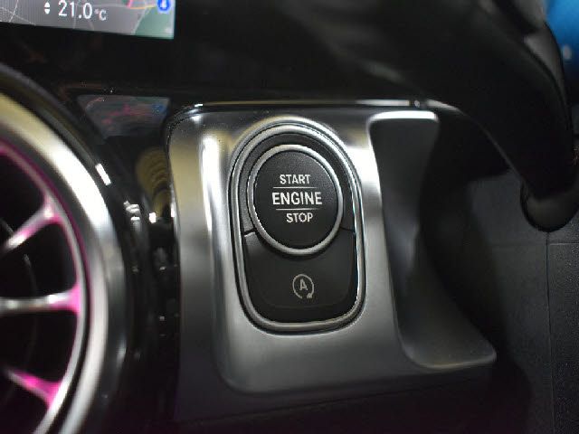 MERCEDES BENZ GLB 2021 Image 31