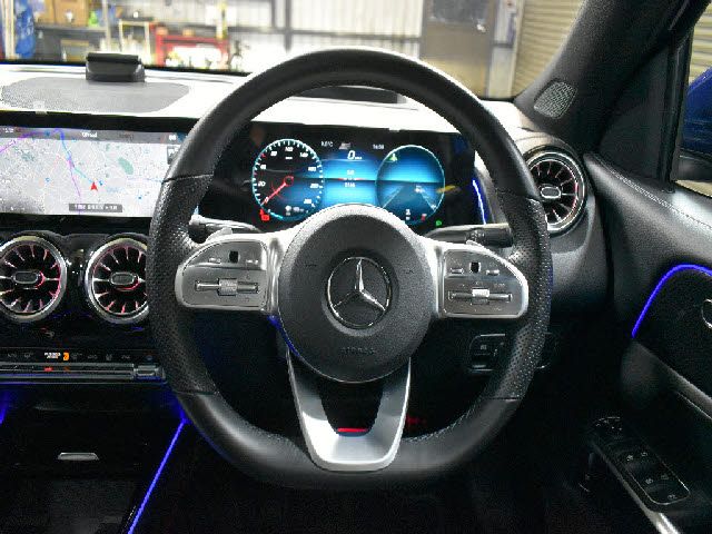 MERCEDES BENZ GLB 2021 Image 31