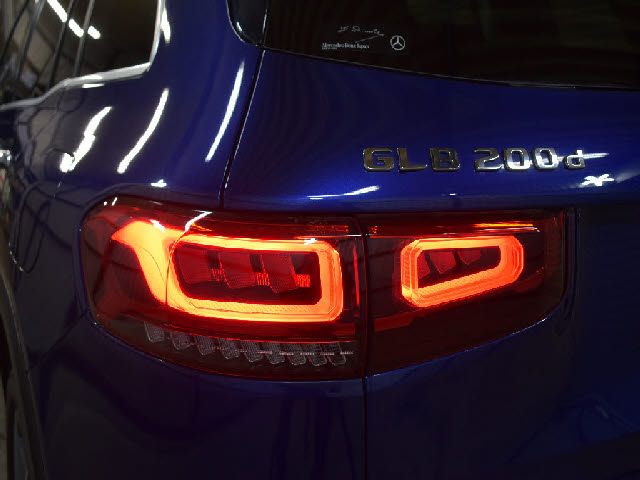 MERCEDES BENZ GLB 2021 Image 31