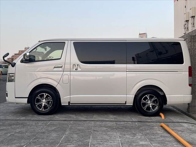 TOYOTA HIACE VAN 2WD 2025 Image 31
