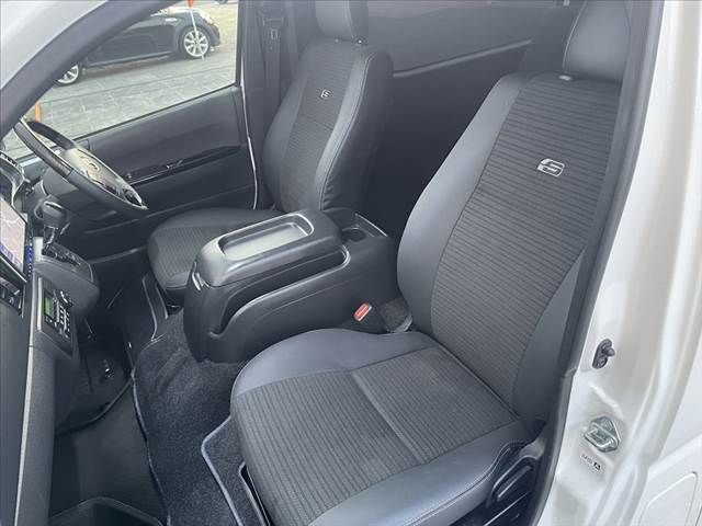 TOYOTA HIACE VAN 2WD 2025 Image 31