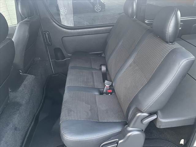 TOYOTA HIACE VAN 2WD 2025 Image 31