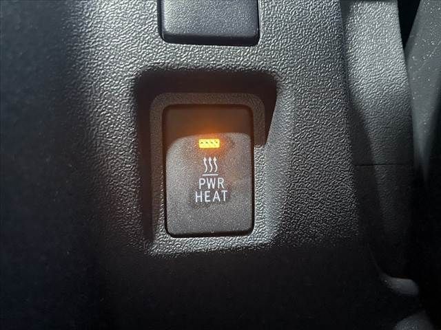 TOYOTA HIACE VAN 2WD 2025 Image 31