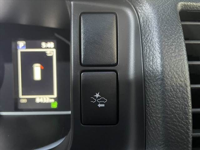 TOYOTA HIACE VAN 2WD 2025 Image 31