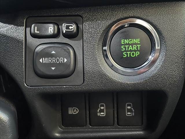 TOYOTA HIACE VAN 2WD 2025 Image 31