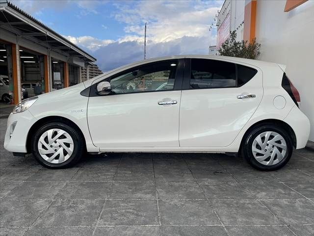 TOYOTA AQUA 2016 Image 31