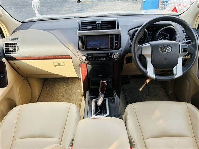TOYOTA LANDCRUISER PRADO 2014 Image 31