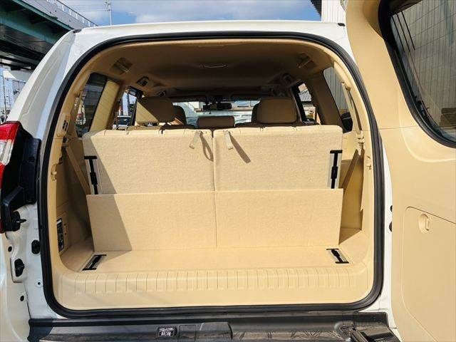 TOYOTA LANDCRUISER PRADO 2014 Image 31