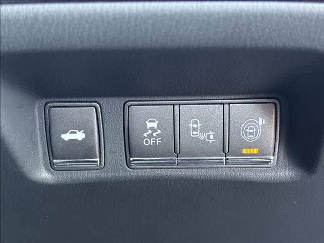 NISSAN FUGA HYBRID 2015 Image 31