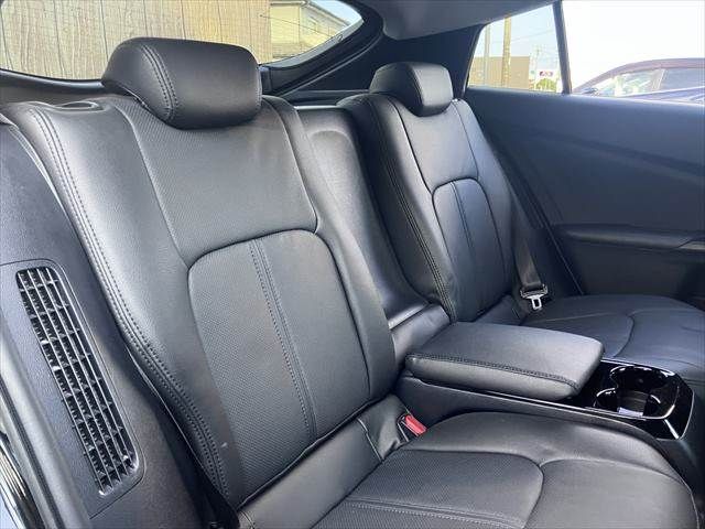 TOYOTA PRIUS PHV 2017 Image 31