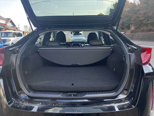 TOYOTA PRIUS PHV 2017 Image 31