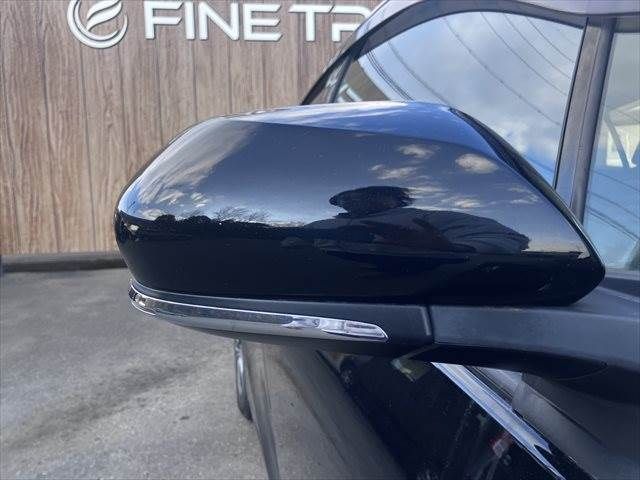 TOYOTA PRIUS PHV 2017 Image 31