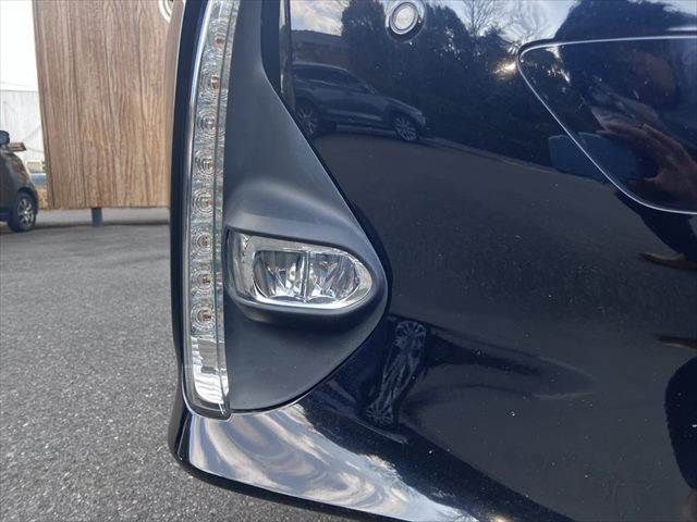 TOYOTA PRIUS PHV 2017 Image 31