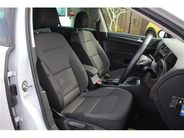 VOLKSWAGEN GOLF 2019 Image 31