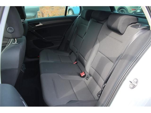 VOLKSWAGEN GOLF 2019 Image 31