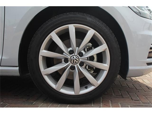 VOLKSWAGEN GOLF 2019 Image 31