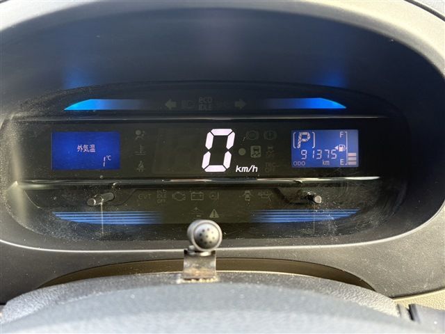 DAIHATSU MIRA E:S 4WD 2014 Image 31