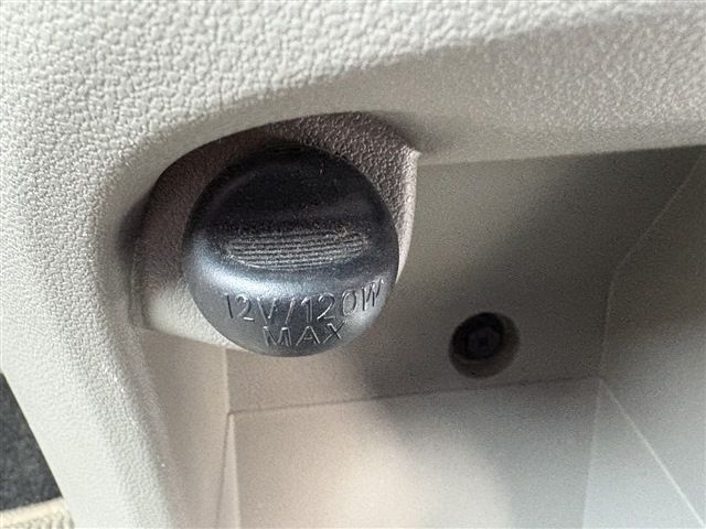 DAIHATSU MIRA E:S 4WD 2014 Image 31