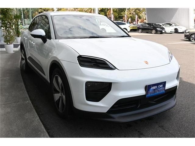 PORSCHE MACAN ELECTR 2025 Image 31