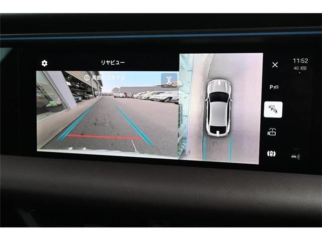 PORSCHE MACAN ELECTR 2025 Image 31