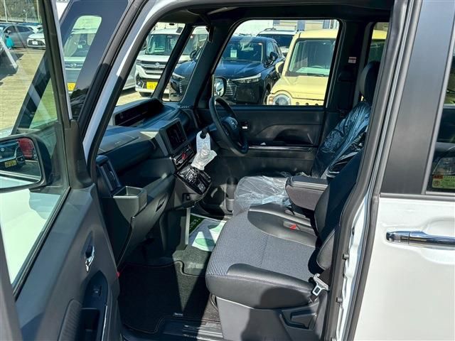 DAIHATSU TANTO CUSTOM 2025 Image 31