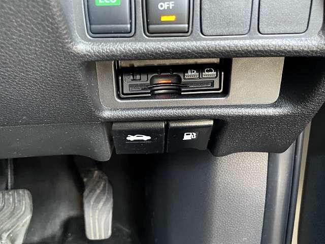 NISSAN X-TRAIL 4WD 2018 Image 31