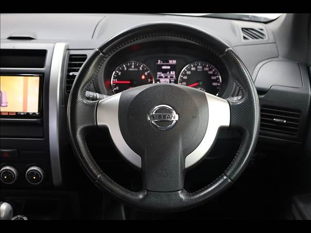 NISSAN X-TRAIL 4WD 2011 Image 31