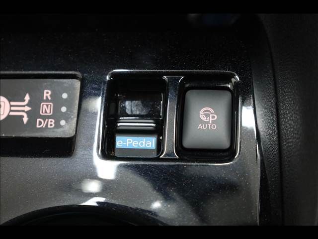 NISSAN LEAF 2019 Image 31