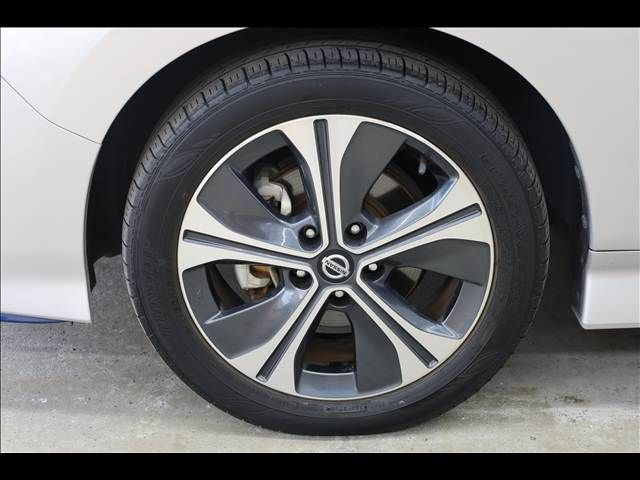 NISSAN LEAF 2019 Image 31