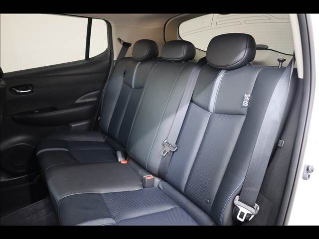 NISSAN LEAF 2019 Image 31