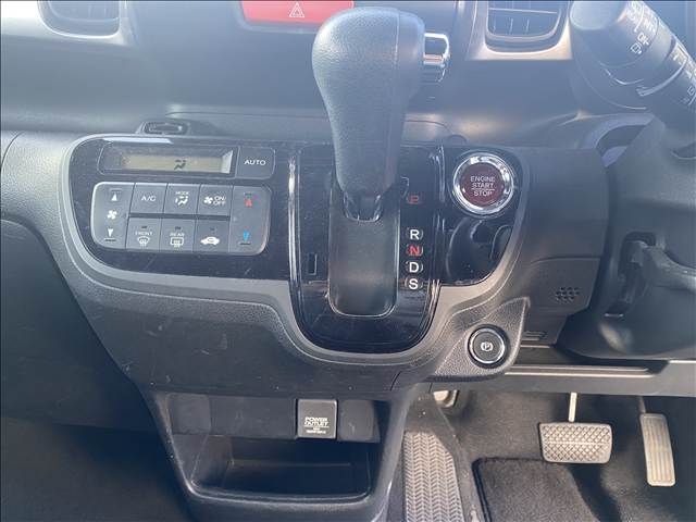 HONDA N BOX SLASH 2016 Image 31