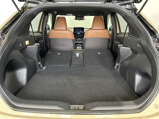 TOYOTA YARIS CROSS HYBRID 2024 Image 31