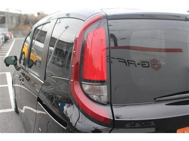 TOYOTA SIENTA HYBRID 2023 Image 31