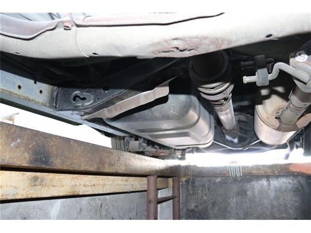 TOYOTA HILUX 2WD 2001 Image 31