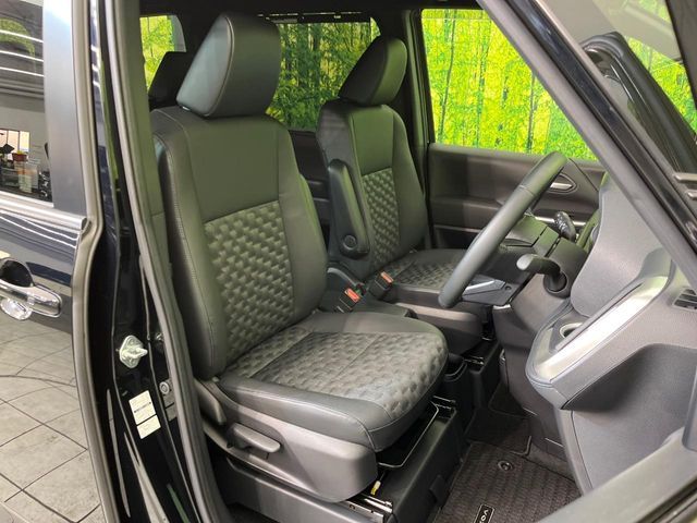 TOYOTA VOXY 2023 Image 31