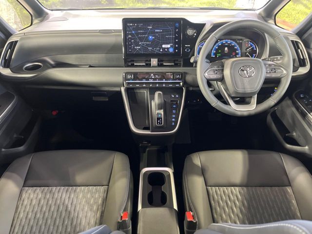 TOYOTA NOAH HYBRID 2026 Image 31