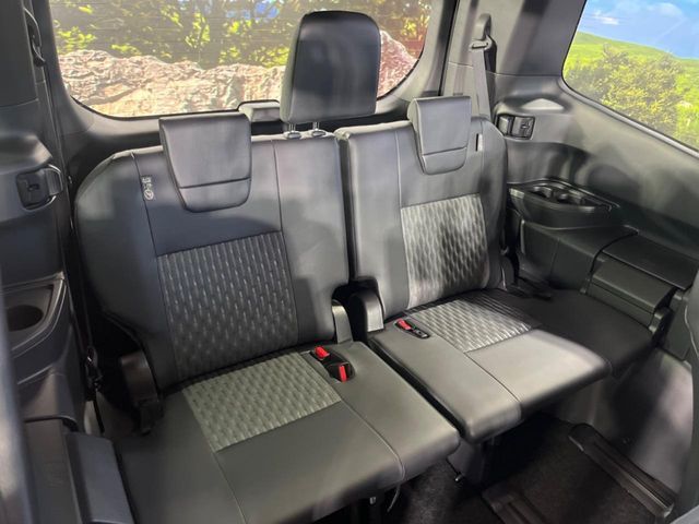 TOYOTA NOAH HYBRID 2026 Image 31