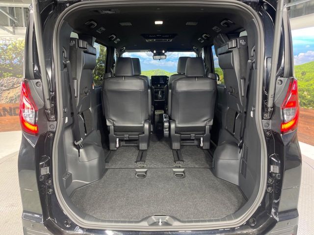 TOYOTA NOAH HYBRID 2026 Image 31