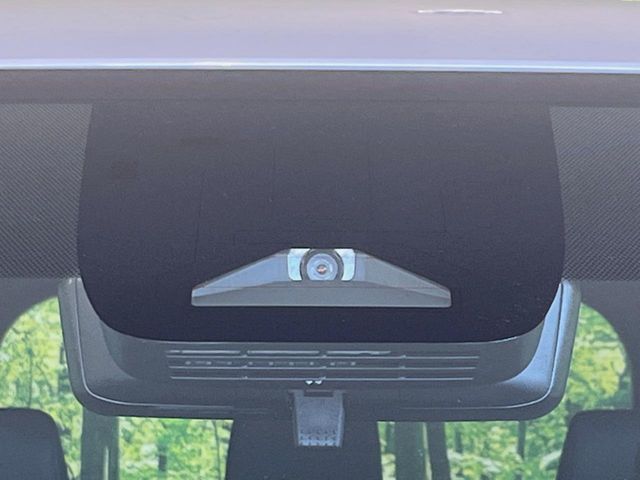 TOYOTA VOXY HYBRID 2026 Image 31