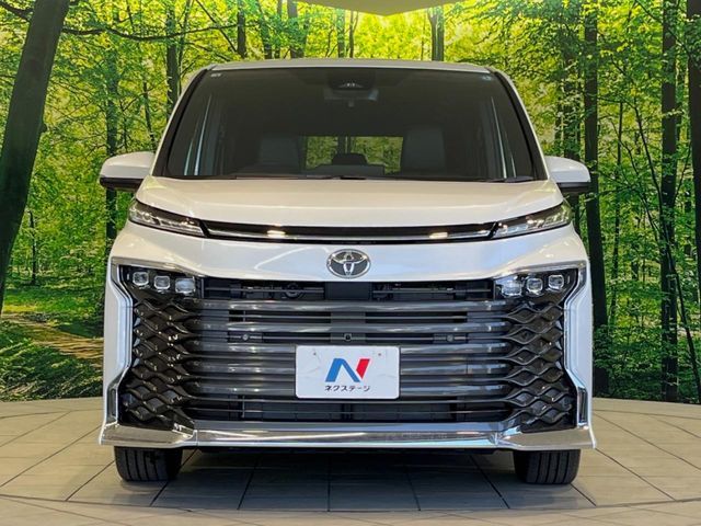 TOYOTA VOXY HYBRID 2026 Image 31