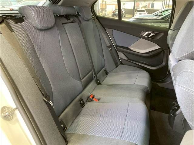 BMW 1SERIES 2025 Image 31