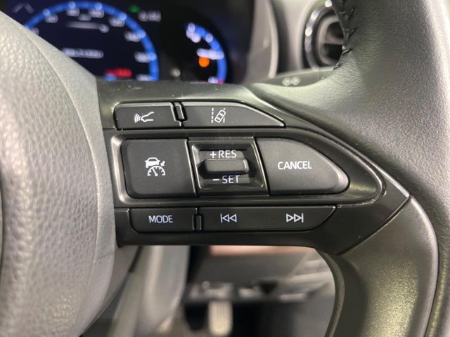 TOYOTA YARIS CROSS HYBRID 2021 Image 31