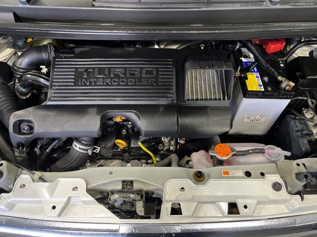 DAIHATSU MOVE CUSTOM 4WD 2015 Image 31