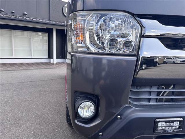 TOYOTA REGIUSACE VAN 4WD 2016 Image 31