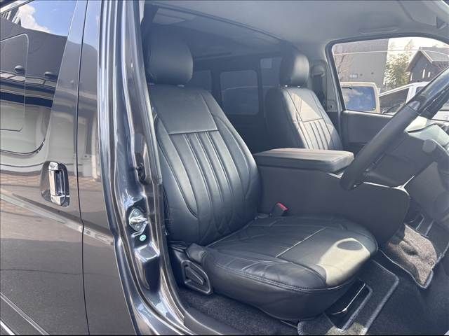 TOYOTA REGIUSACE VAN 4WD 2016 Image 31